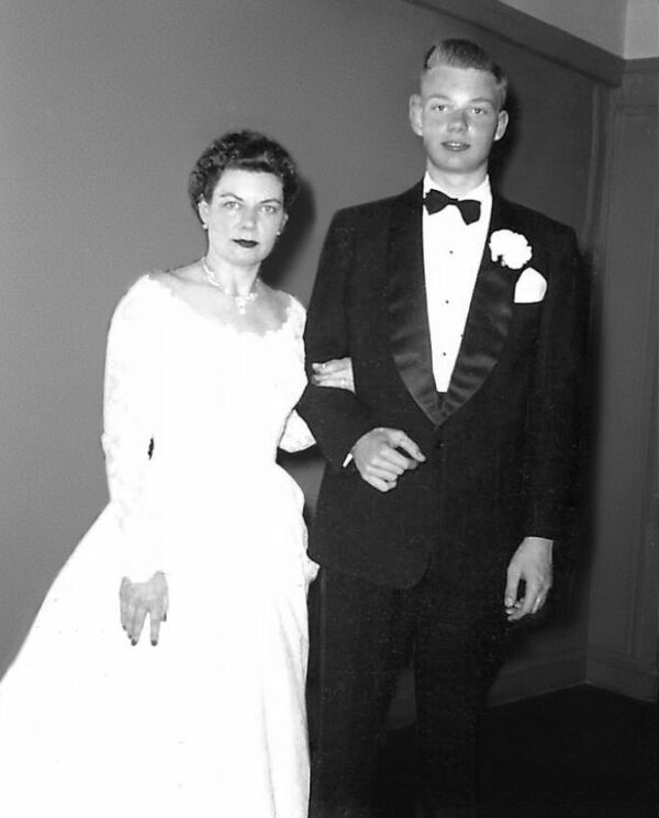 cm and peter john marshall.nyc premier.03 31 55 (2)